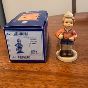 MAKE AN OFFER Hummel #1850 First Mate in box.